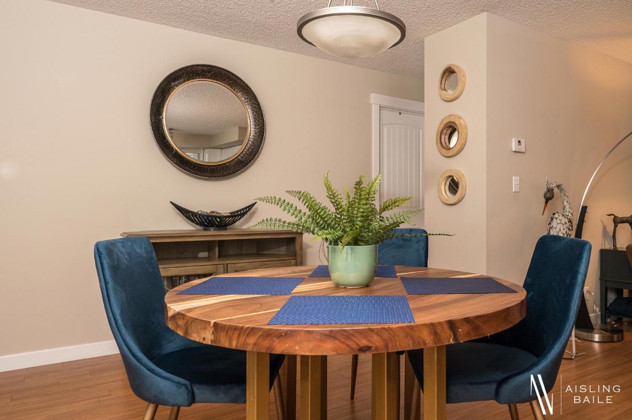 Rustic Modern 2 Bed 2 Bath With Lakeview Pool And Hot Tub Invermere Exterior photo